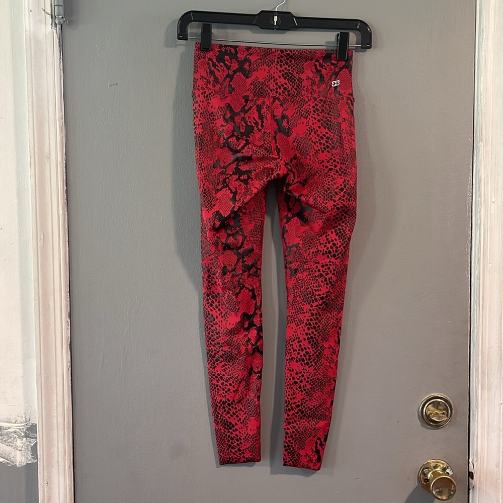BIRDIEBEE Viper Red Snake Print Leggings Size XS - Picture 4 of 6